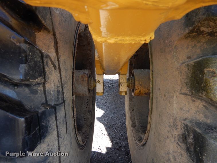 image for item DH2220 2007 Reynolds 17CS12 scraper