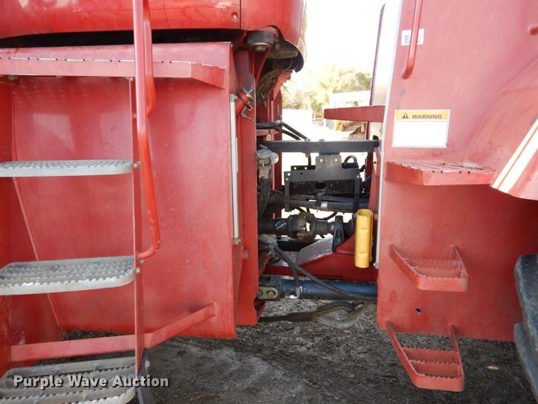 image for item DH2221 2009 Case IH Steiger 435 4WD tractor