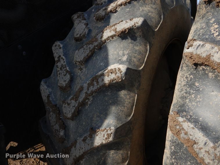 image for item DH2221 2009 Case IH Steiger 435 4WD tractor