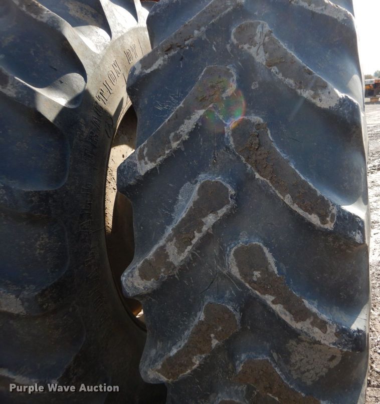 image for item DH2221 2009 Case IH Steiger 435 4WD tractor