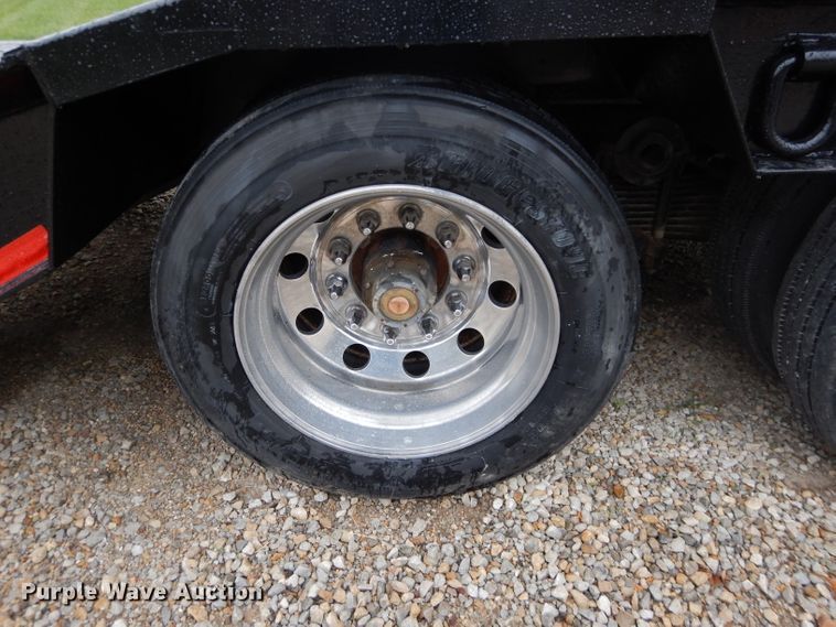 image for item DH2669 1988 Eager Beaver 35GHG lowboy equipment trailer