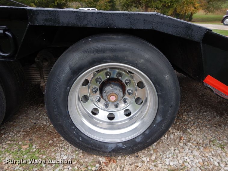 image for item DH2669 1988 Eager Beaver 35GHG lowboy equipment trailer