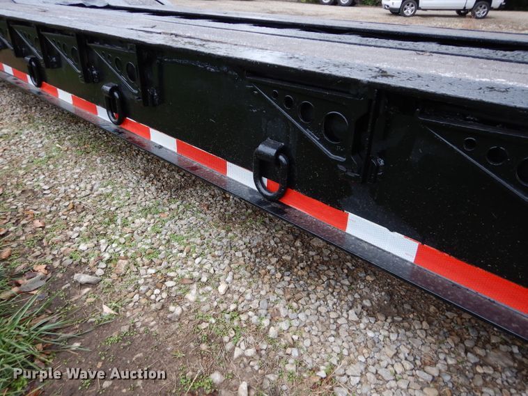 image for item DH2669 1988 Eager Beaver 35GHG lowboy equipment trailer