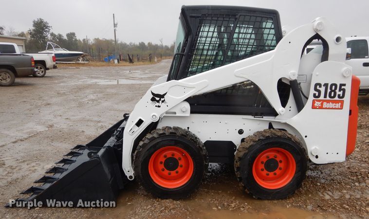 image for item DH2676 2010 Bobcat S185 skid steer