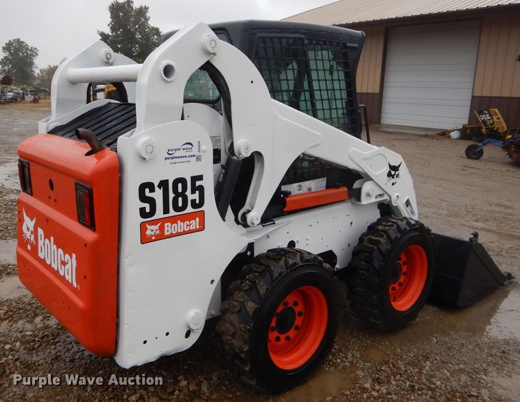 image for item DH2676 2010 Bobcat S185 skid steer