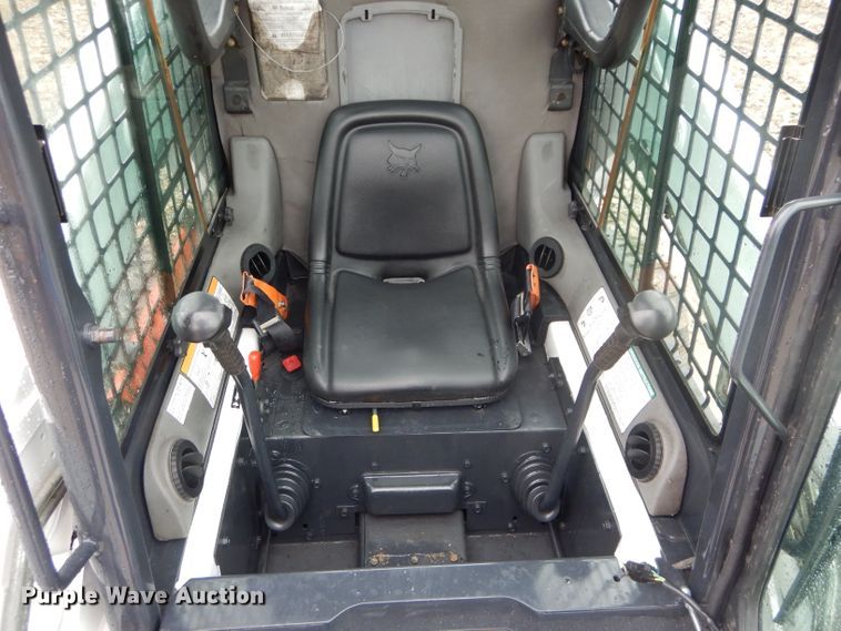 image for item DH2676 2010 Bobcat S185 skid steer