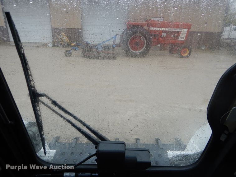 image for item DH2676 2010 Bobcat S185 skid steer