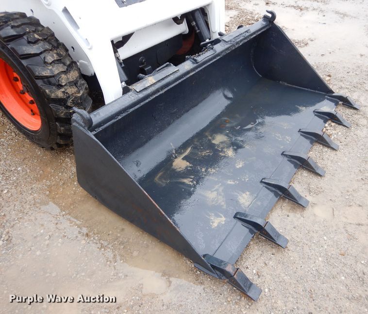 image for item DH2676 2010 Bobcat S185 skid steer