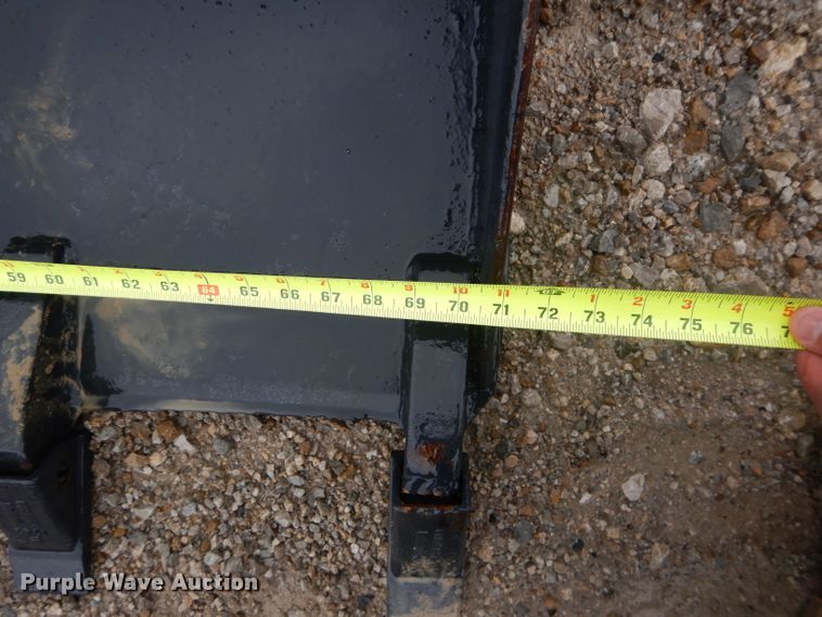 image for item DH2676 2010 Bobcat S185 skid steer