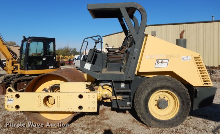 image for item DH2677 2000 Bomag BW177DH-3 single drum vibratory roller