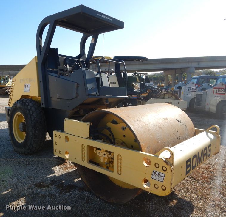 image for item DH2677 2000 Bomag BW177DH-3 single drum vibratory roller