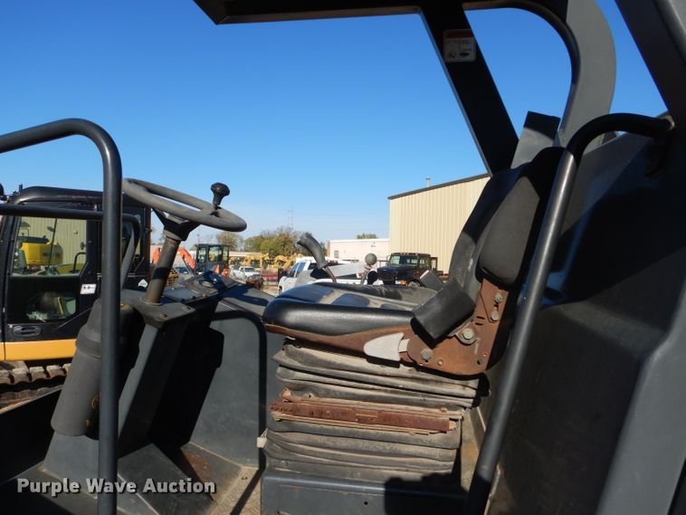 image for item DH2677 2000 Bomag BW177DH-3 single drum vibratory roller