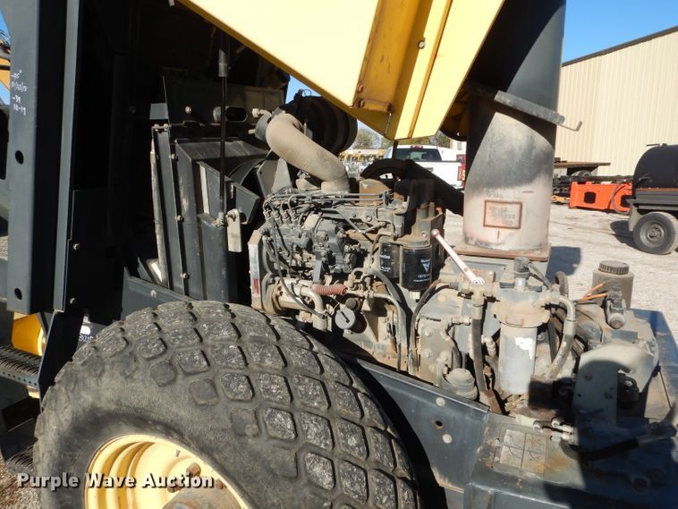 image for item DH2677 2000 Bomag BW177DH-3 single drum vibratory roller