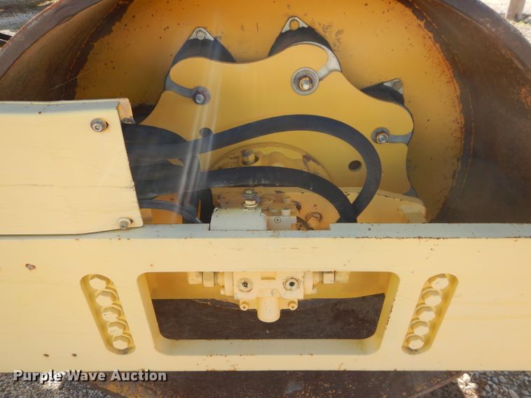 image for item DH2677 2000 Bomag BW177DH-3 single drum vibratory roller