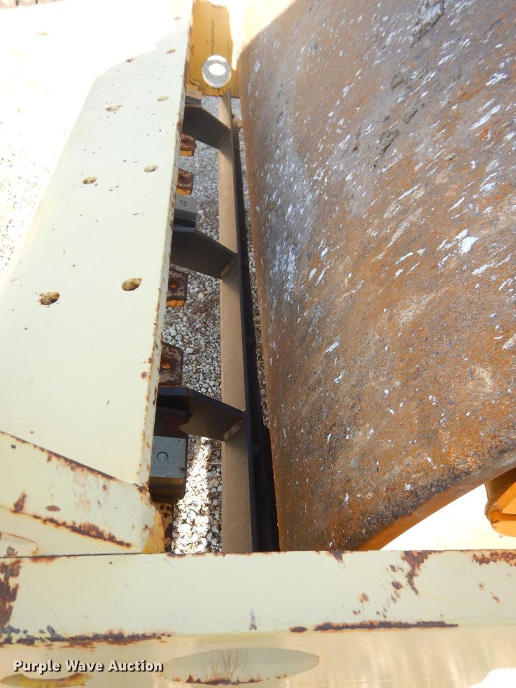 image for item DH2677 2000 Bomag BW177DH-3 single drum vibratory roller