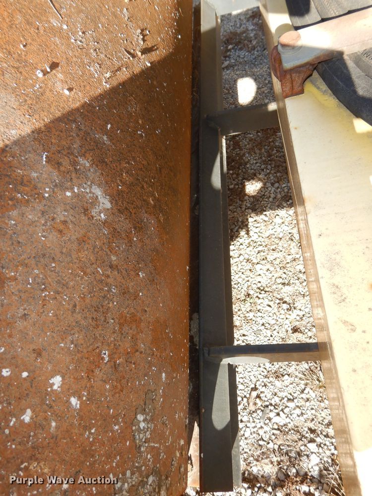 image for item DH2677 2000 Bomag BW177DH-3 single drum vibratory roller