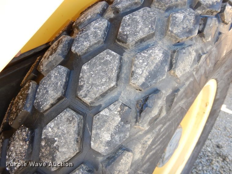 image for item DH2677 2000 Bomag BW177DH-3 single drum vibratory roller