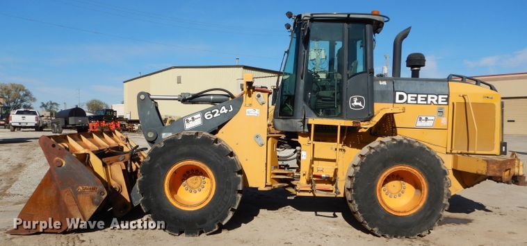 image for item DH2679 2007 John Deere 624J wheel loader