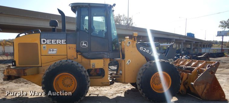 image for item DH2679 2007 John Deere 624J wheel loader