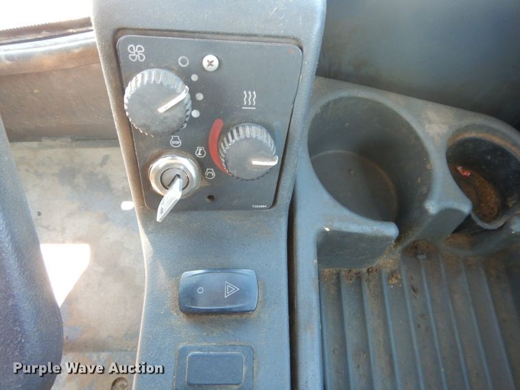 image for item DH2679 2007 John Deere 624J wheel loader