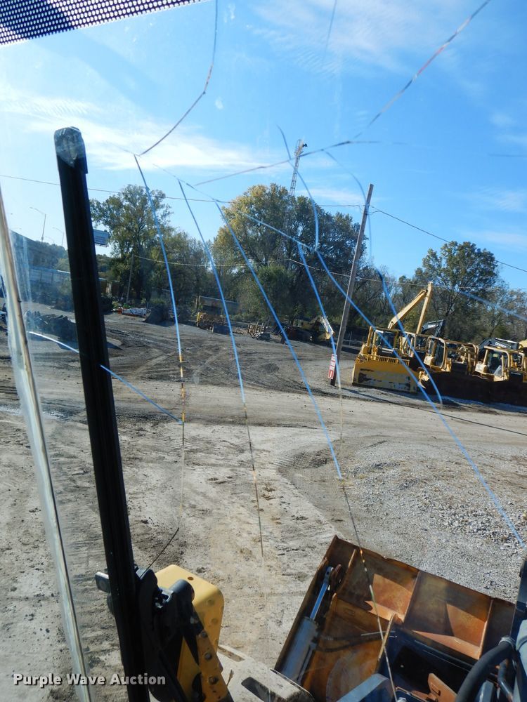 image for item DH2679 2007 John Deere 624J wheel loader