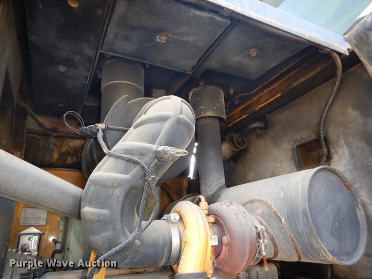 image for item DH2679 2007 John Deere 624J wheel loader