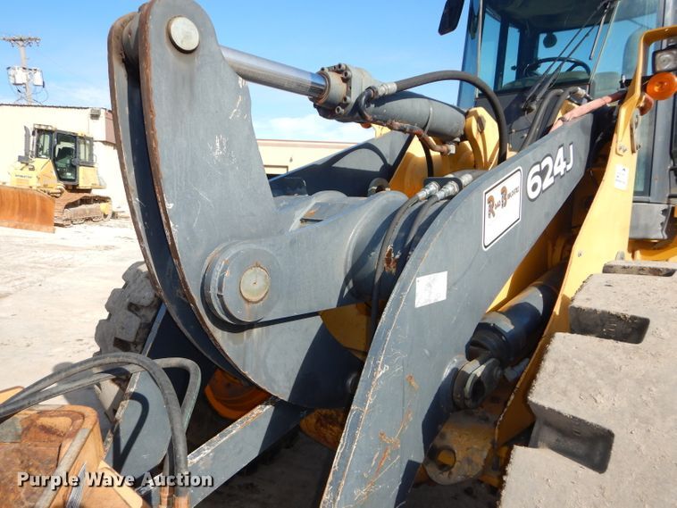 image for item DH2679 2007 John Deere 624J wheel loader