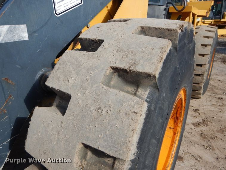 image for item DH2679 2007 John Deere 624J wheel loader