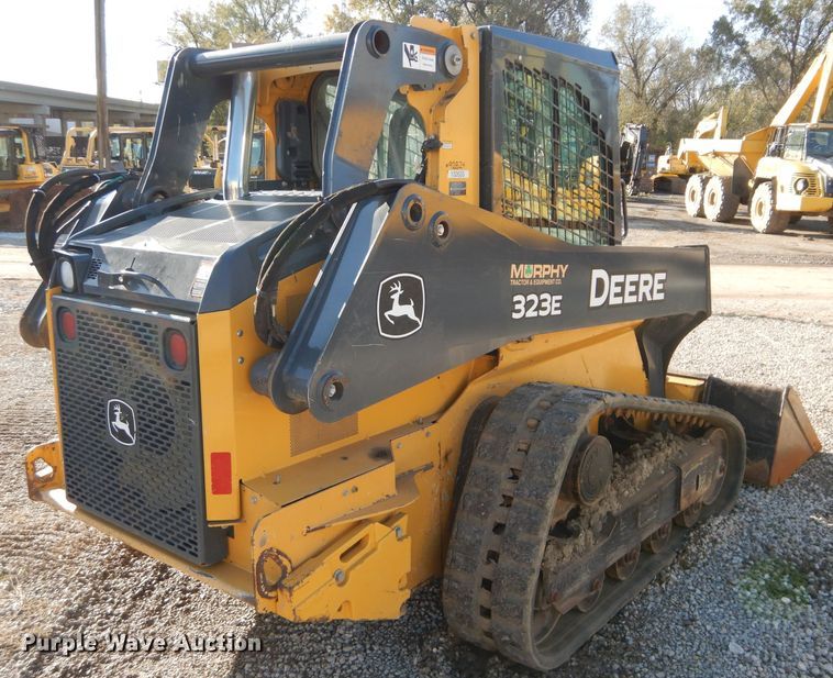 image for item DH2680 2015 John Deere 323E skid steer