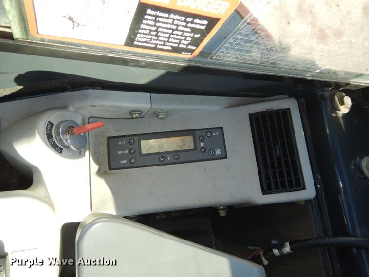 image for item DH2681 2013 Hitachi ZX35U-5N mini excavator