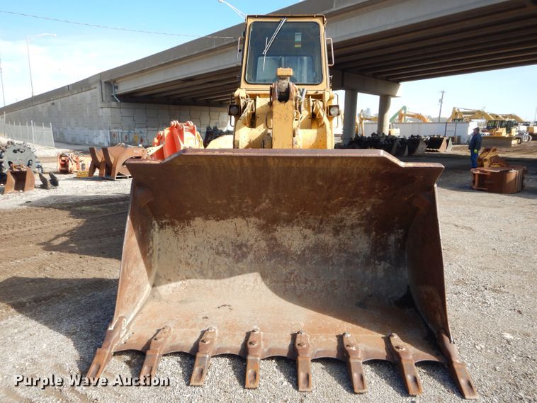 image for item DH2682 1986 Caterpillar 963 track loader