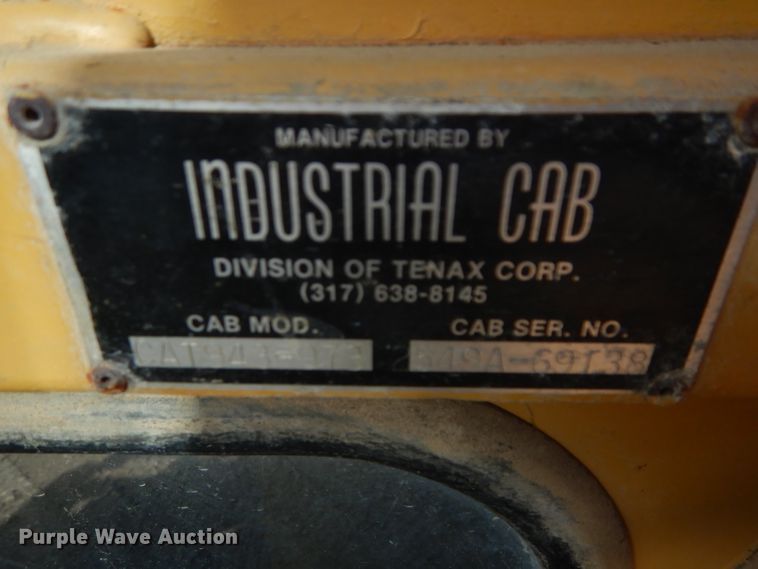 image for item DH2682 1986 Caterpillar 963 track loader