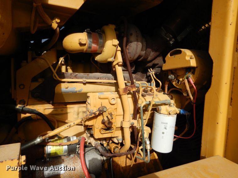 image for item DH2682 1986 Caterpillar 963 track loader