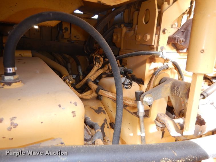image for item DH2682 1986 Caterpillar 963 track loader