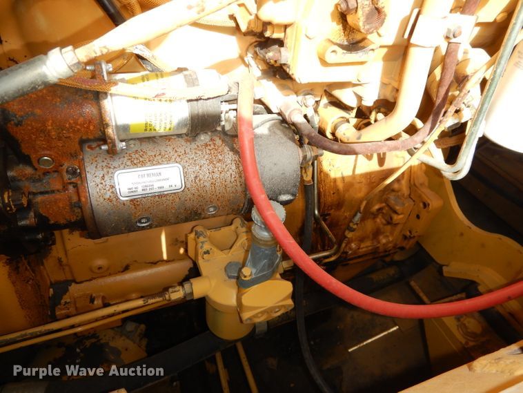 image for item DH2682 1986 Caterpillar 963 track loader