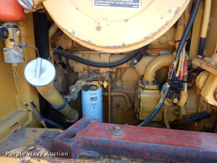 image for item DH2682 1986 Caterpillar 963 track loader