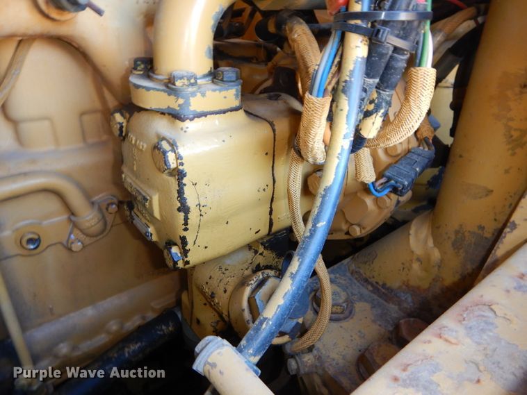 image for item DH2682 1986 Caterpillar 963 track loader