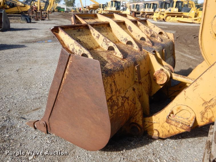 image for item DH2682 1986 Caterpillar 963 track loader