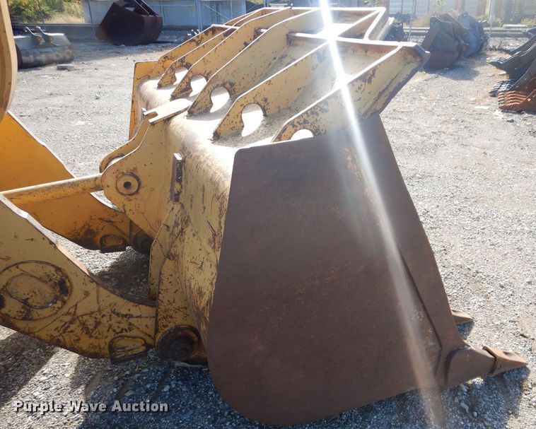 image for item DH2682 1986 Caterpillar 963 track loader