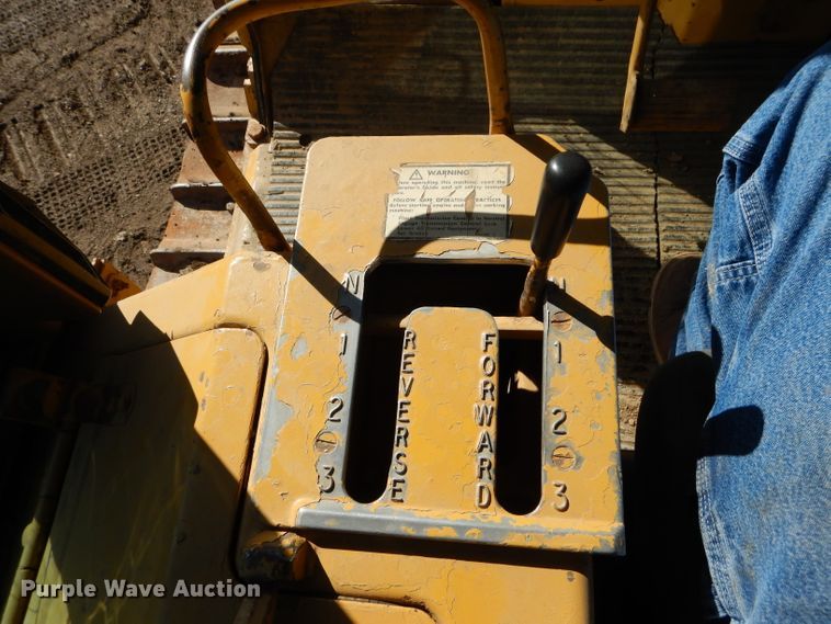 image for item DH2683 1985 Caterpillar D6D dozer