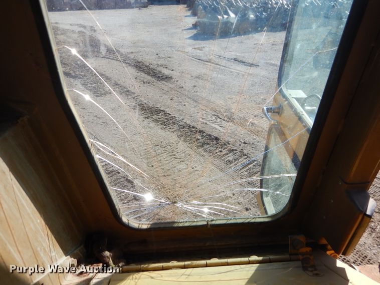 image for item DH2683 1985 Caterpillar D6D dozer