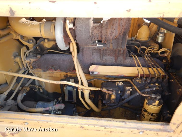 image for item DH2683 1985 Caterpillar D6D dozer