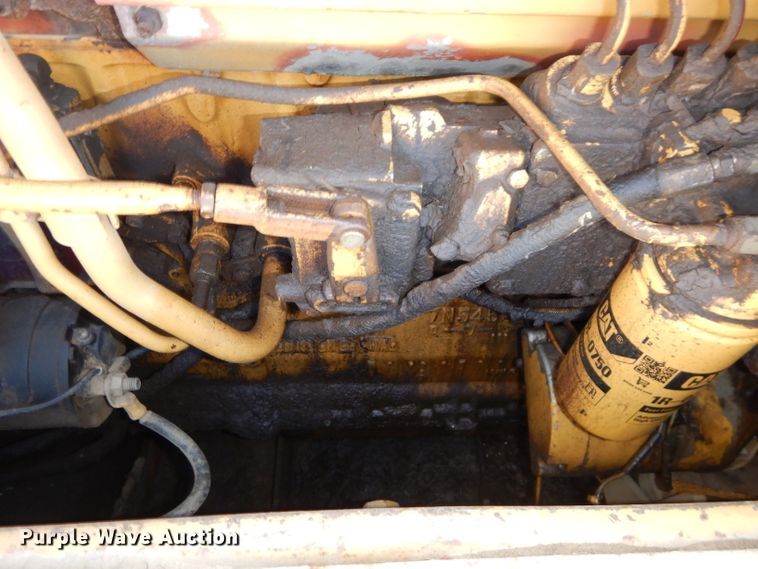 image for item DH2683 1985 Caterpillar D6D dozer