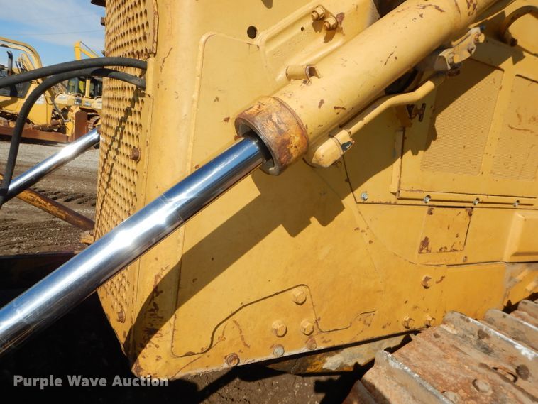 image for item DH2683 1985 Caterpillar D6D dozer