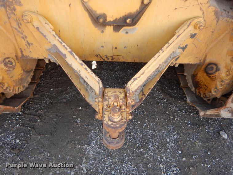 image for item DH2683 1985 Caterpillar D6D dozer