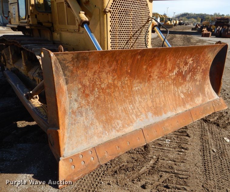 image for item DH2683 1985 Caterpillar D6D dozer