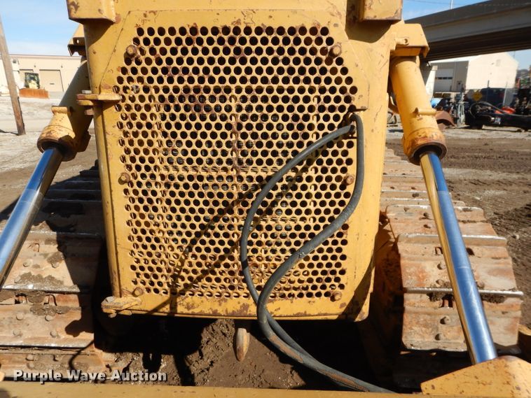 image for item DH2683 1985 Caterpillar D6D dozer