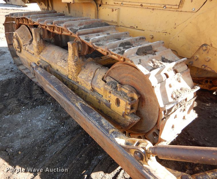 image for item DH2683 1985 Caterpillar D6D dozer