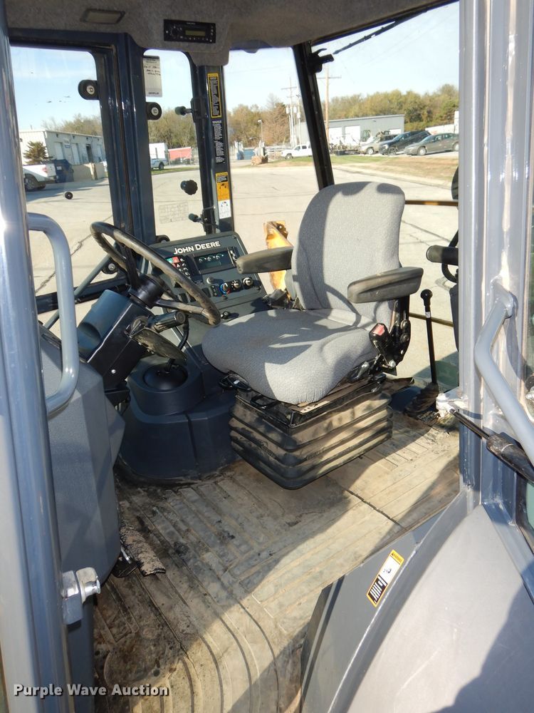 image for item DH2684 2015 John Deere 310SK backhoe