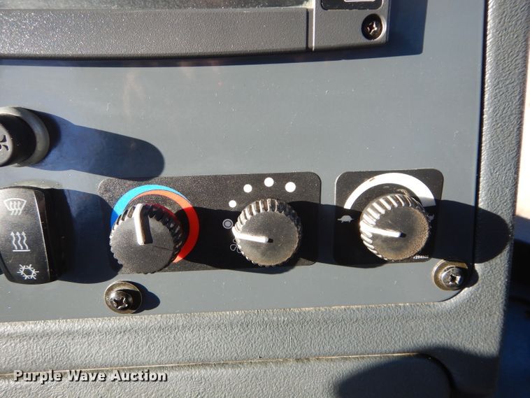 image for item DH2684 2015 John Deere 310SK backhoe